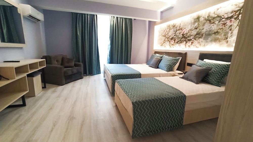 Livane Apart Hotel 12/50