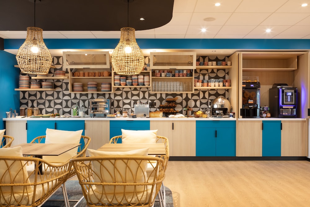ibis Styles Miramas-Provence 29/48
