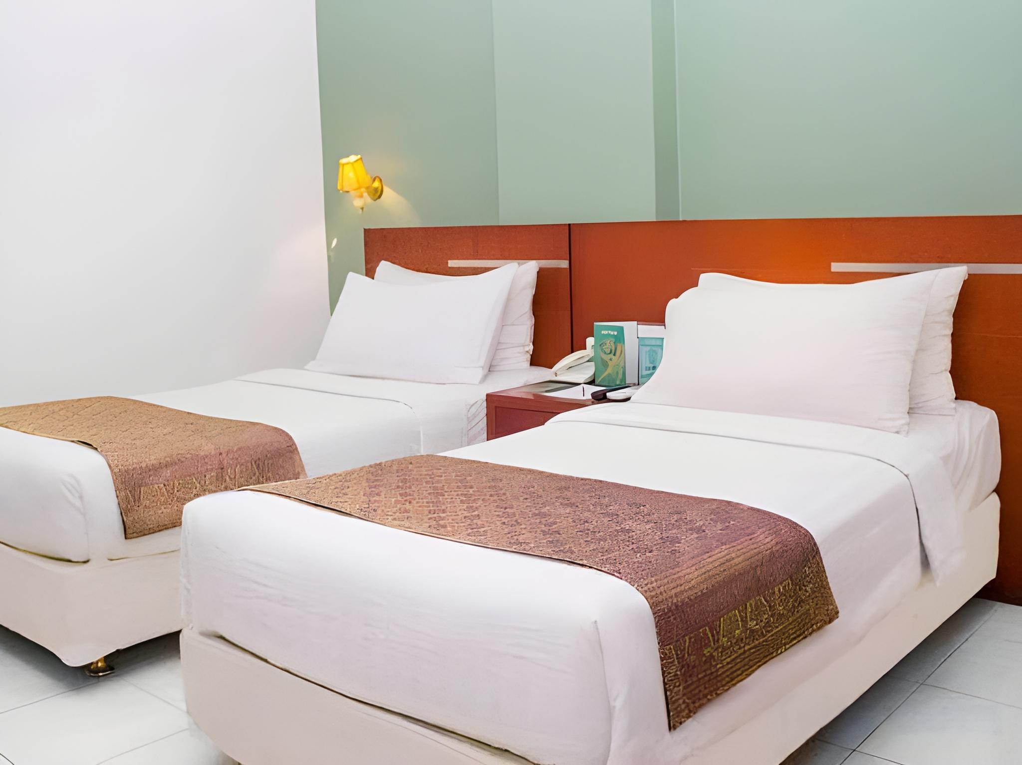 Superior, Queen and Twin Beds