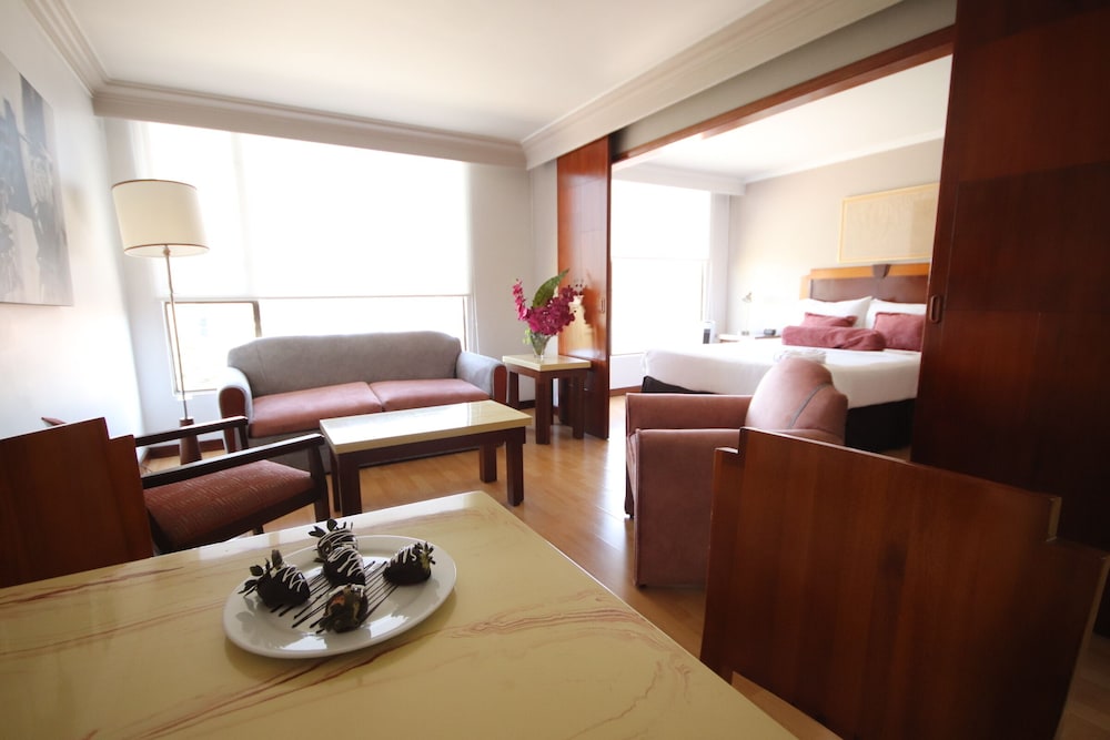 Hotel Lancaster House Suites 56/74