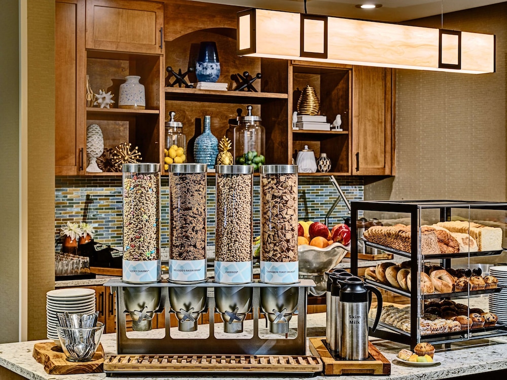 Hilton Garden Inn Gatlinburg 62/70