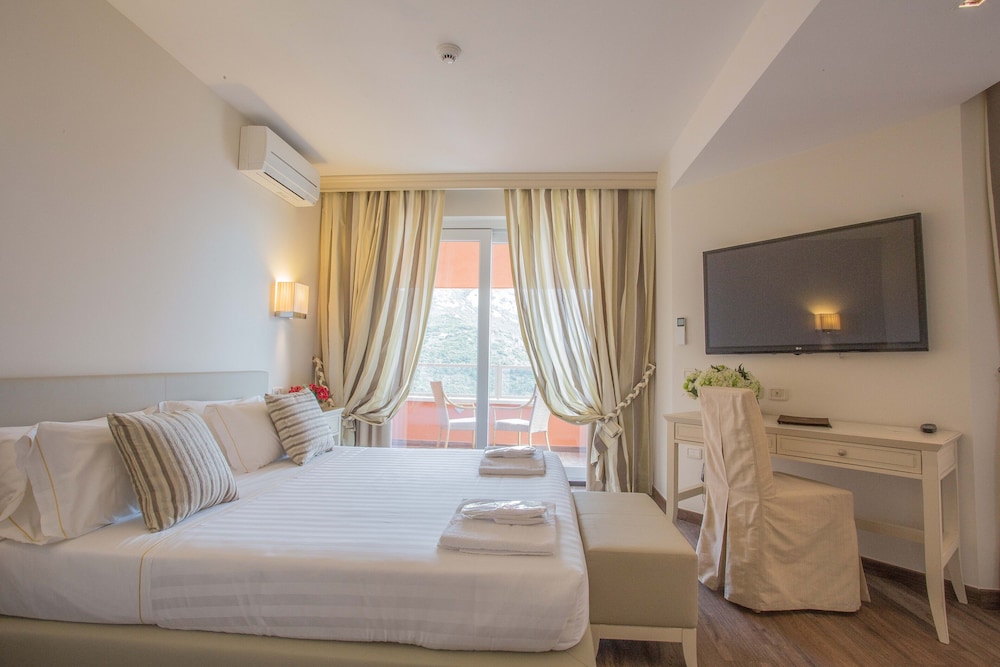 Hotel Torre Di Calapiccola 15/74