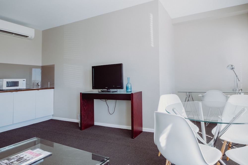 Crossroads Hotel Narrabri 33/39