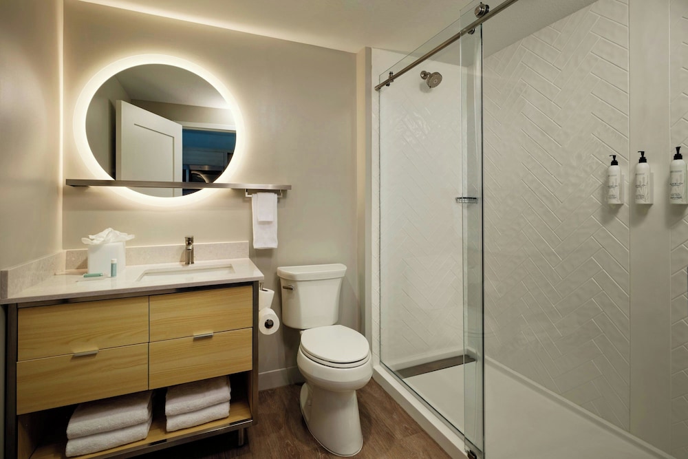 Towneplace Suites By Marriott Fort Myers Southeast 19/21