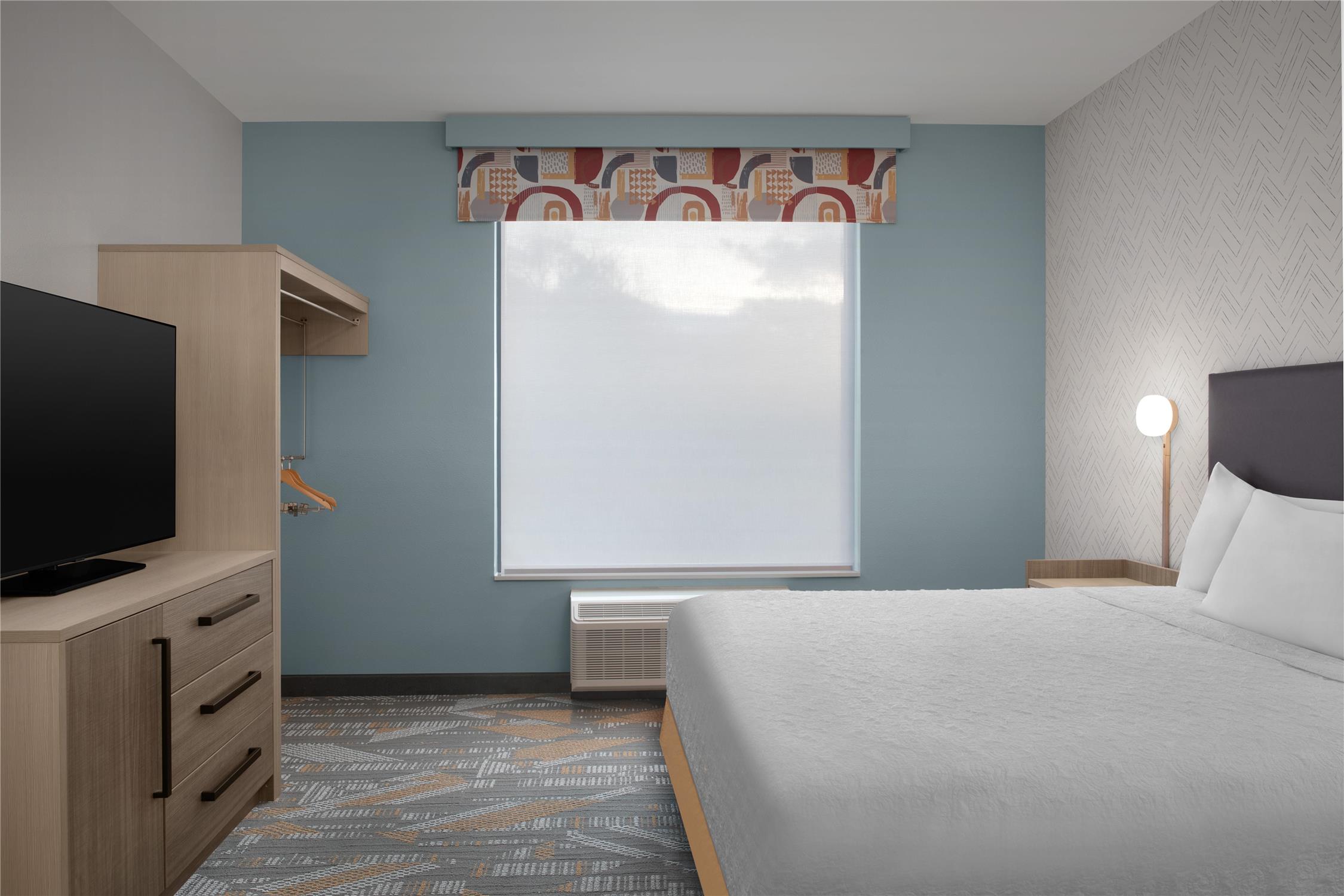 1 Bedroom, Suite, King Bed, Bathtub, Accessible