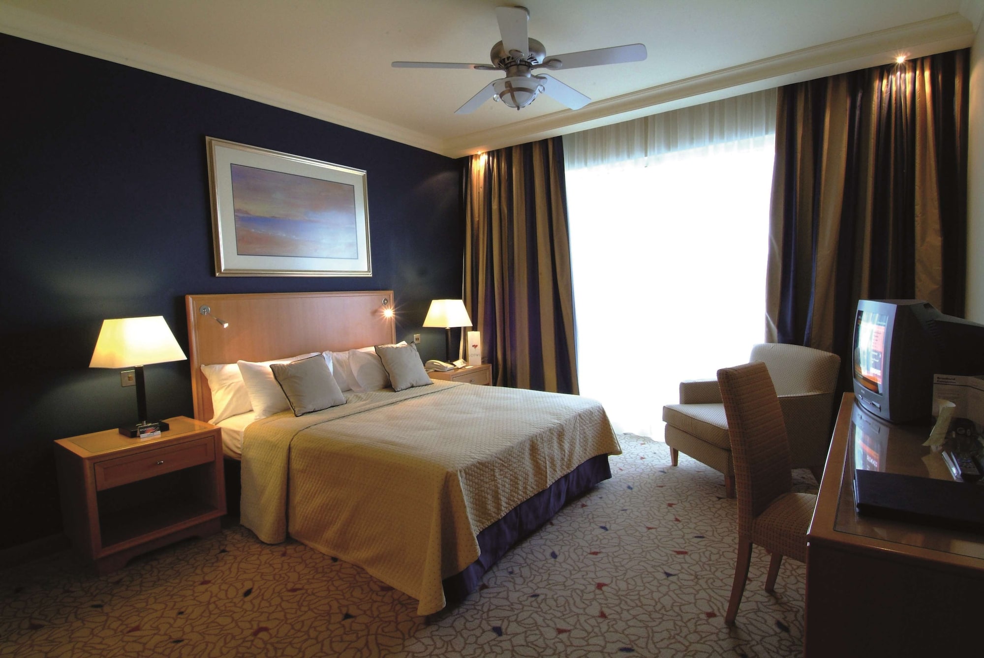 Suite, Double Bed, Country View