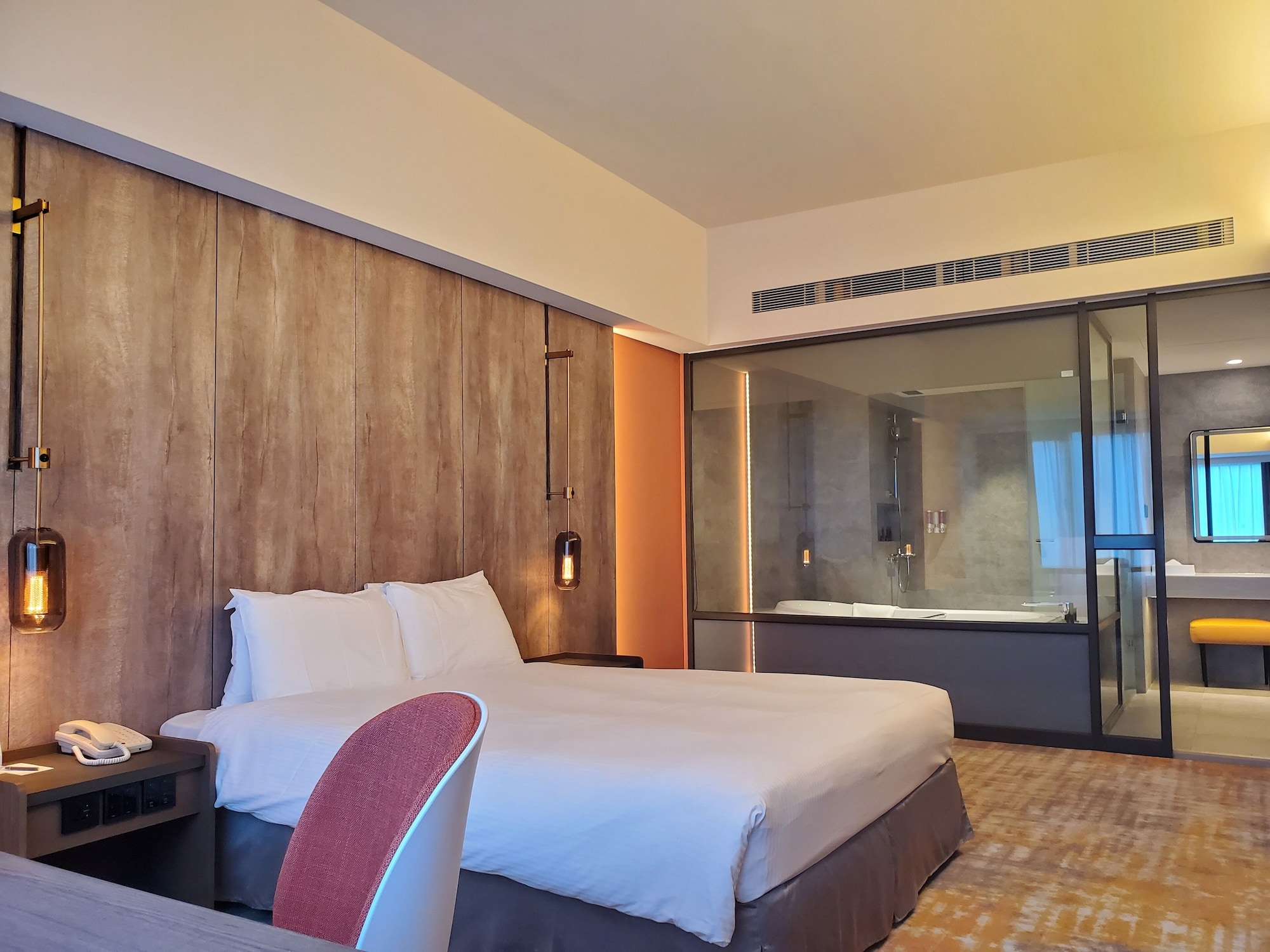 Family Suite, 2 Futon Beds, Queen Bed