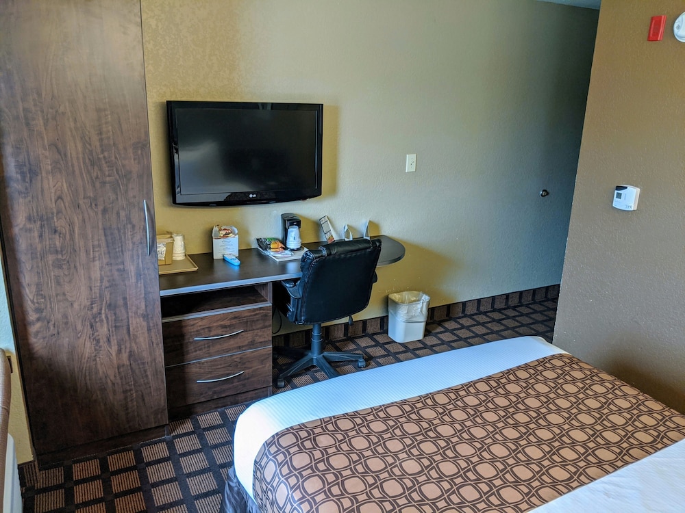 Microtel Inn And Suites Montgomery Al 17/38