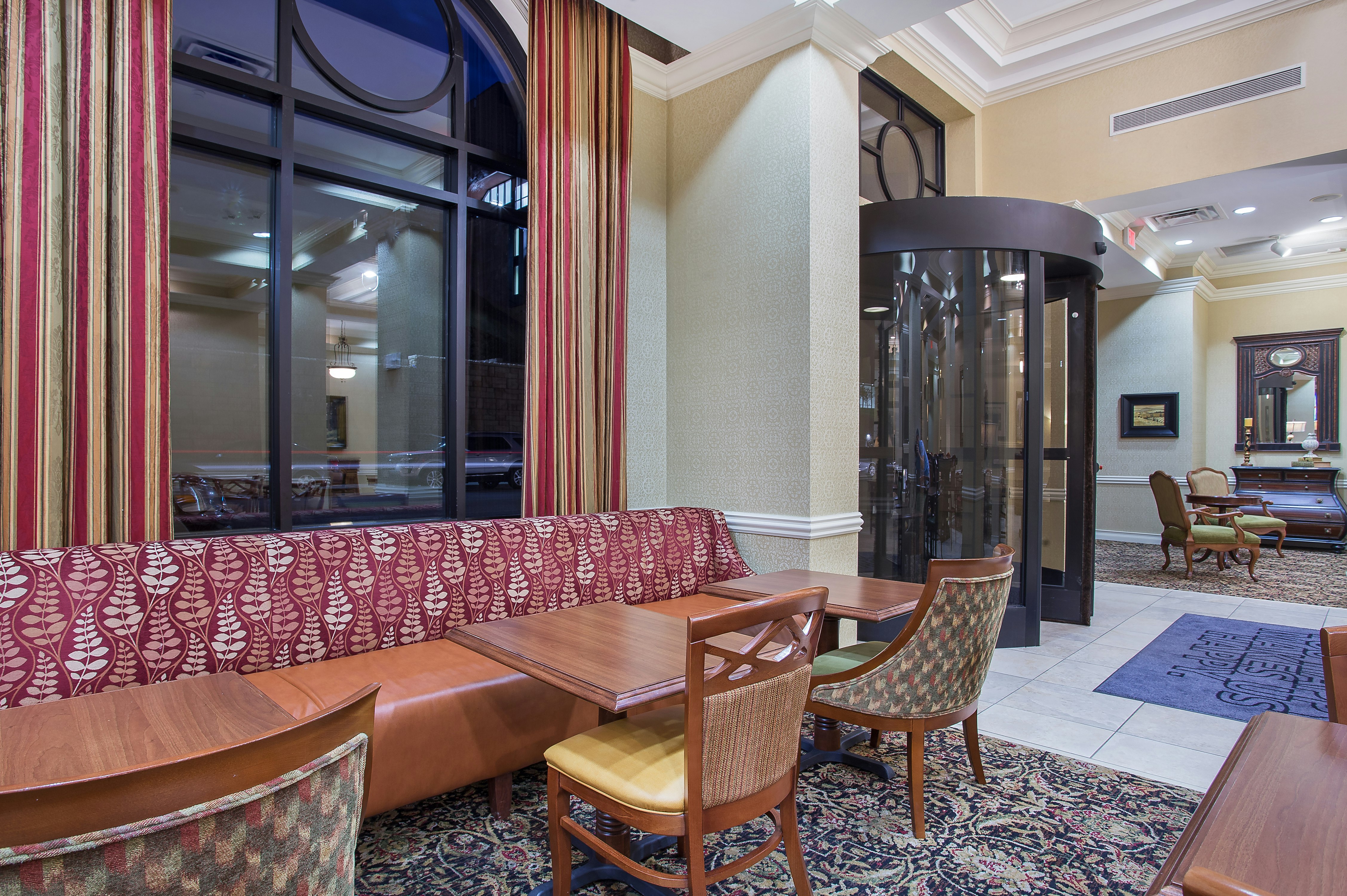 Hampton Inn Pikeville 47/76