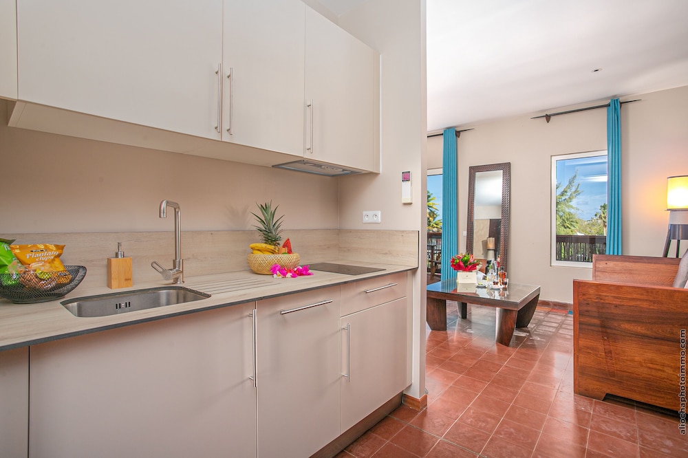 Le Cap Est Lagoon Resort 50/50