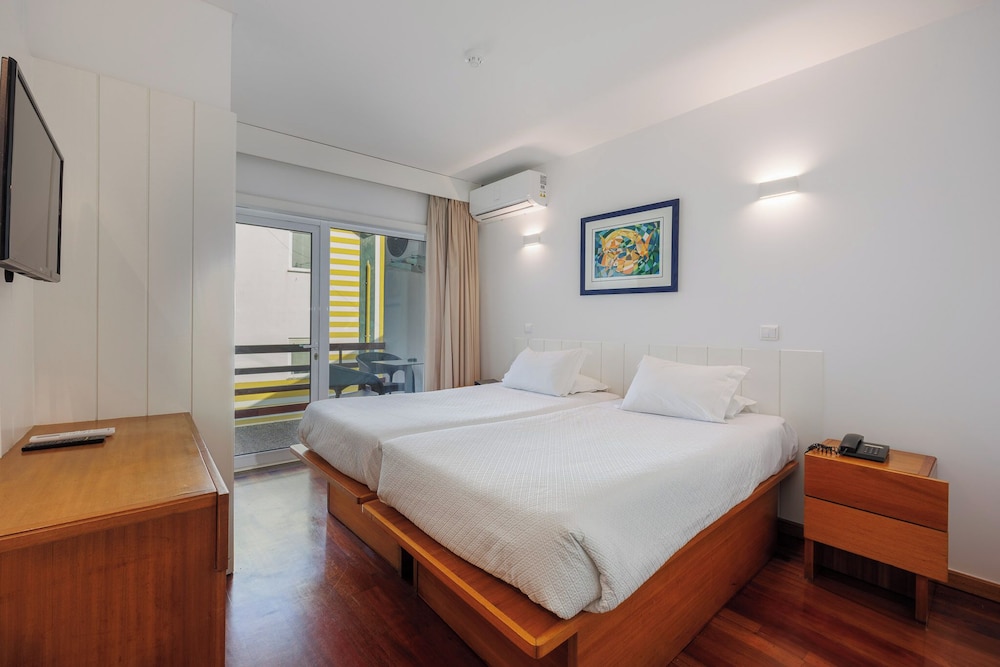 Costa Nova Hotel 10/50