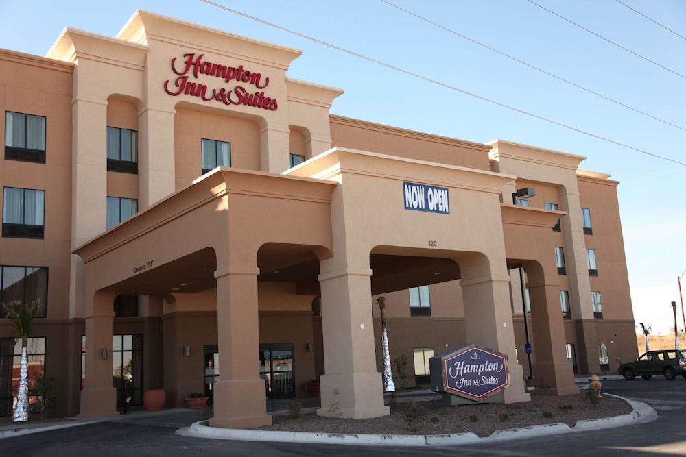 HAMPTON INN AND SUITES CARLSBAD NM in CARLSBAD - NM
