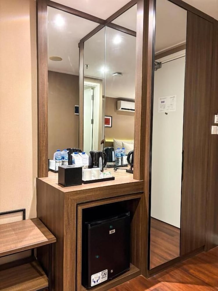 Lobby at Swiss-Belcourt Serpong, South Tangerang