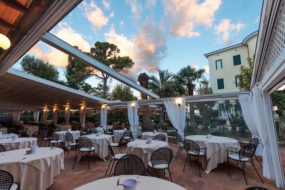 Hotel Villa Ottone 33/50