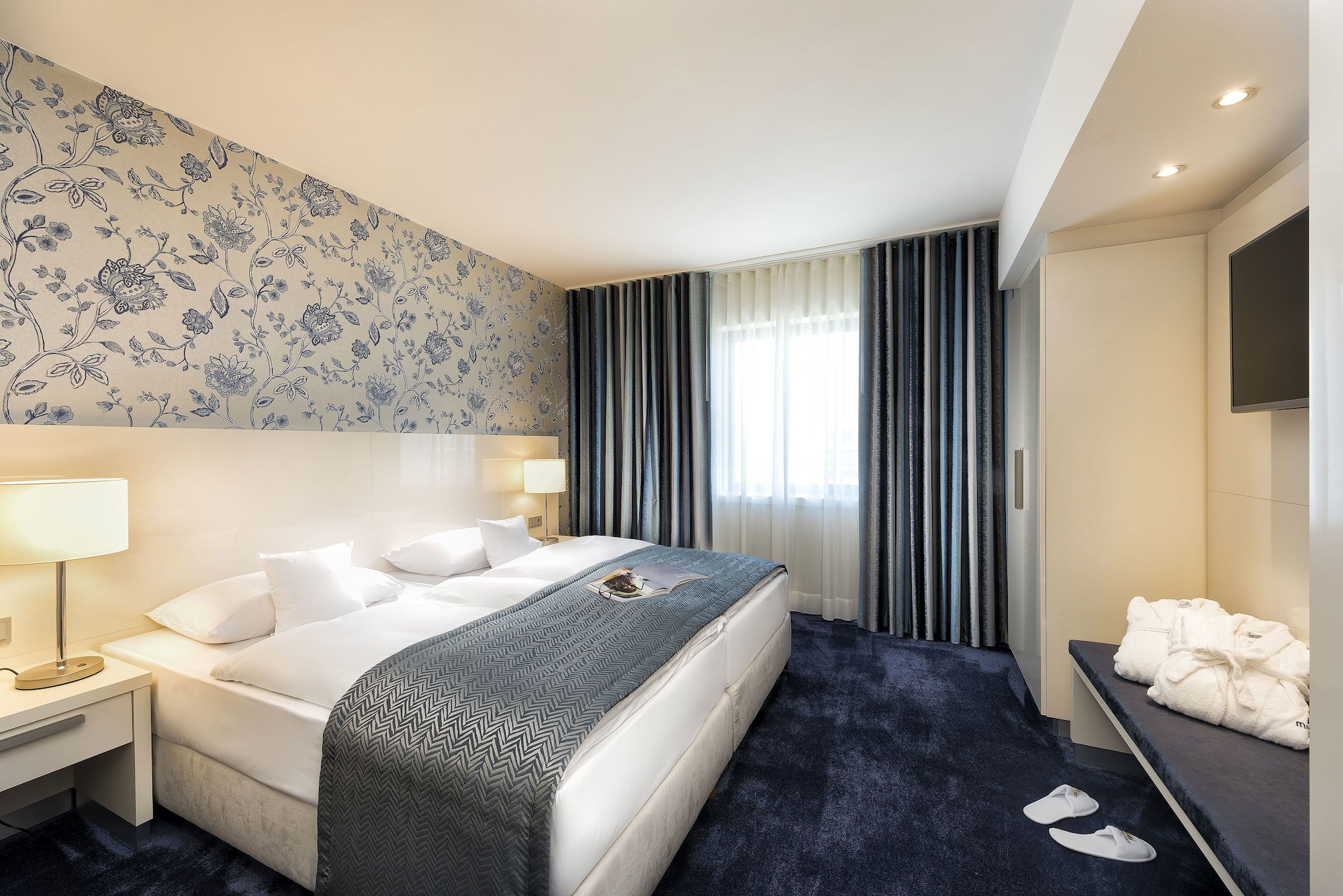 PANORAMIC, SUITE