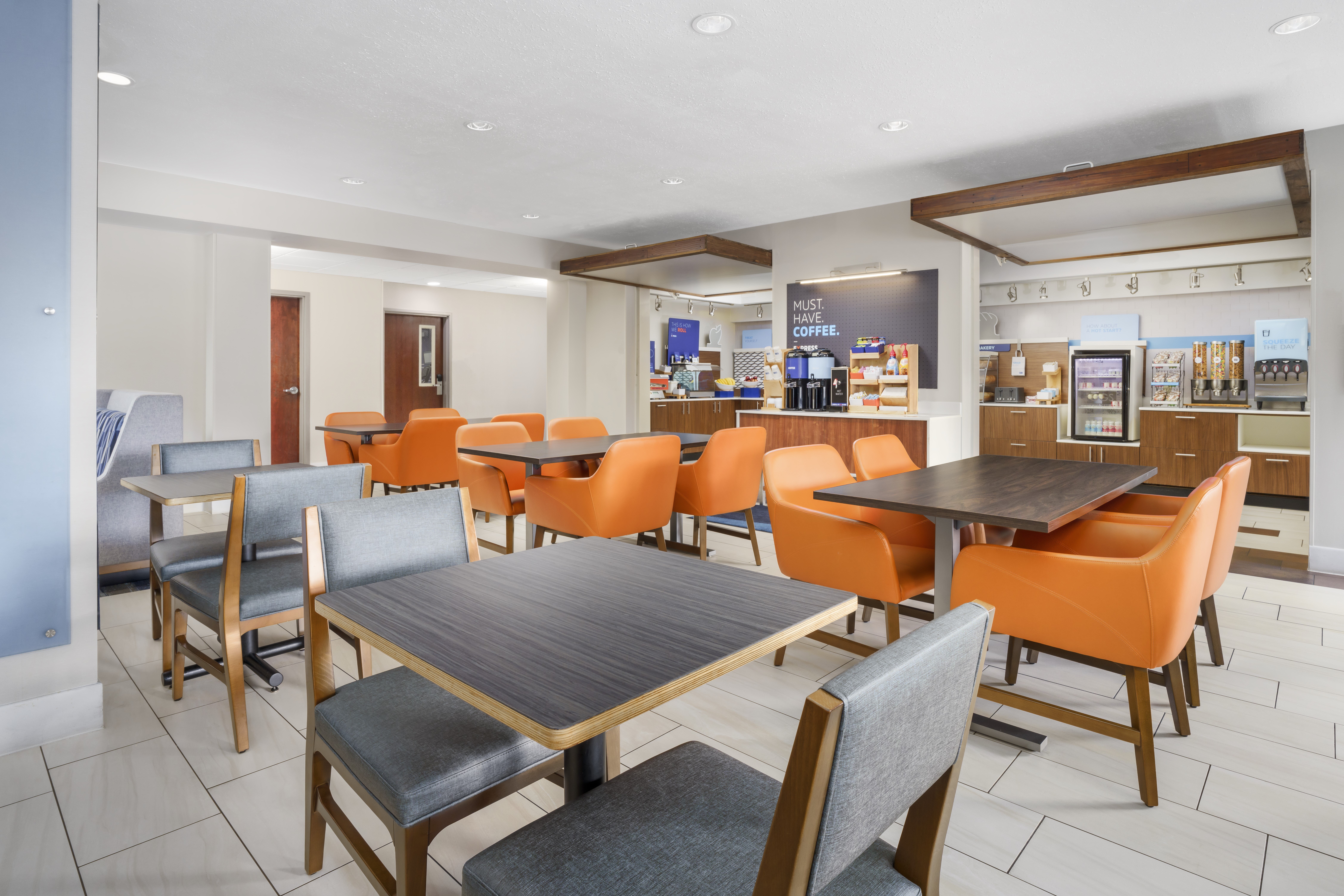 Holiday Inn Express Irondequoit 41/65