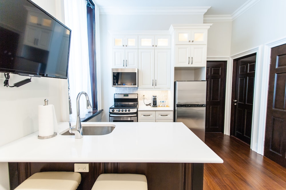 The Sydney Boutique Inn 50/69