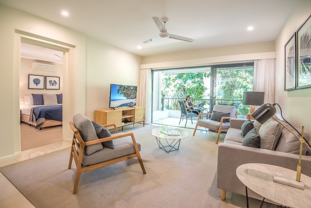Noosa Springs Golf Resort Spa 41/65