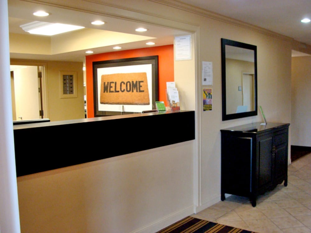 Extended Stay America - Meadowlands - East Rutherford 7/56