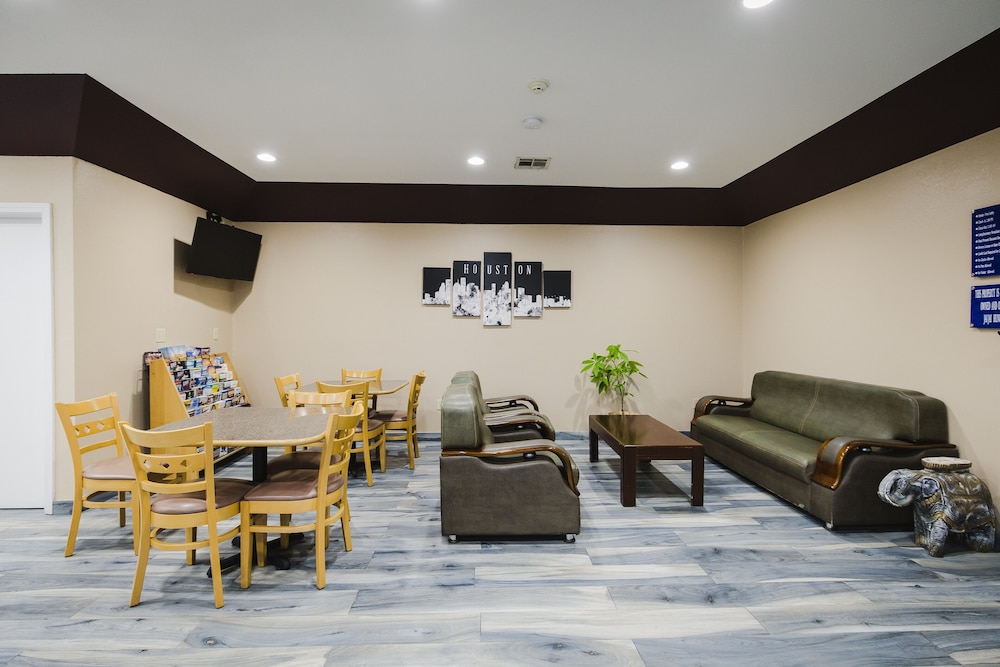Sapphire Inn Suites 37/58