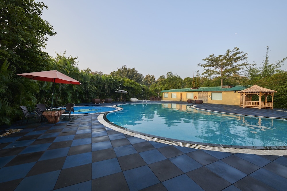 Acorn Hideaway Resort and Spacorbett 31/50