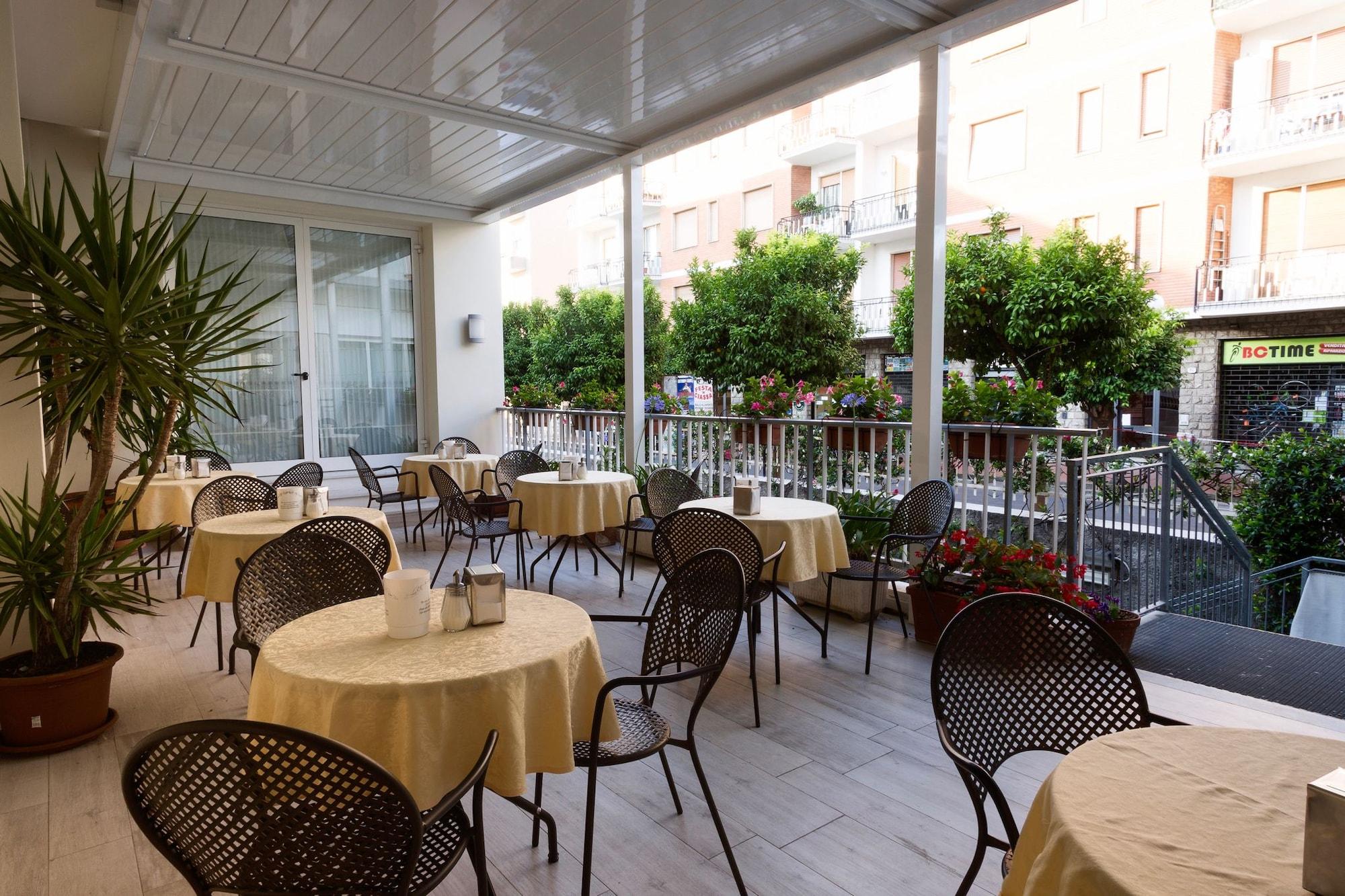 Hotel Baia Bianca 25/40