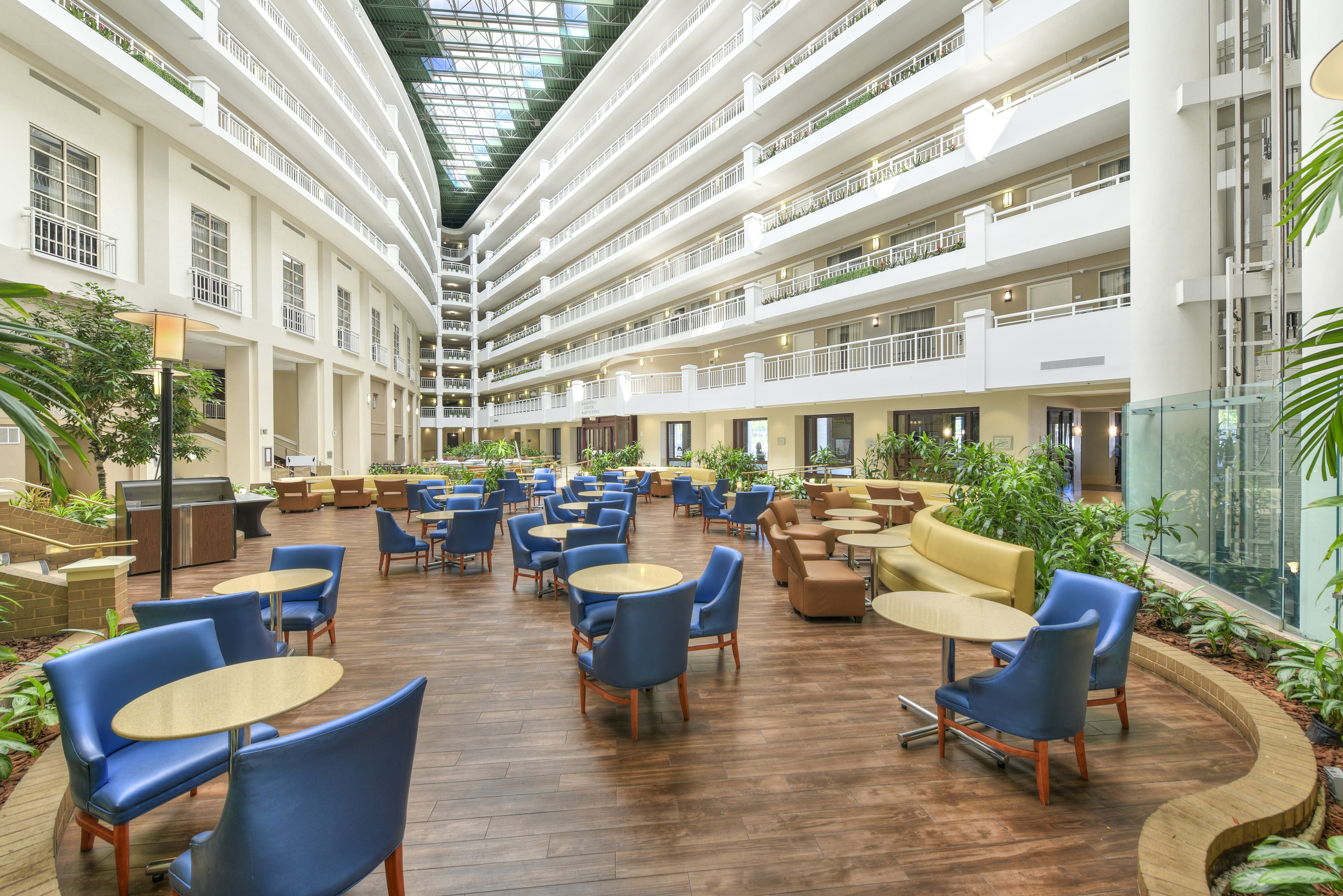 Embassy Suites Alexandria Old Town 50/51