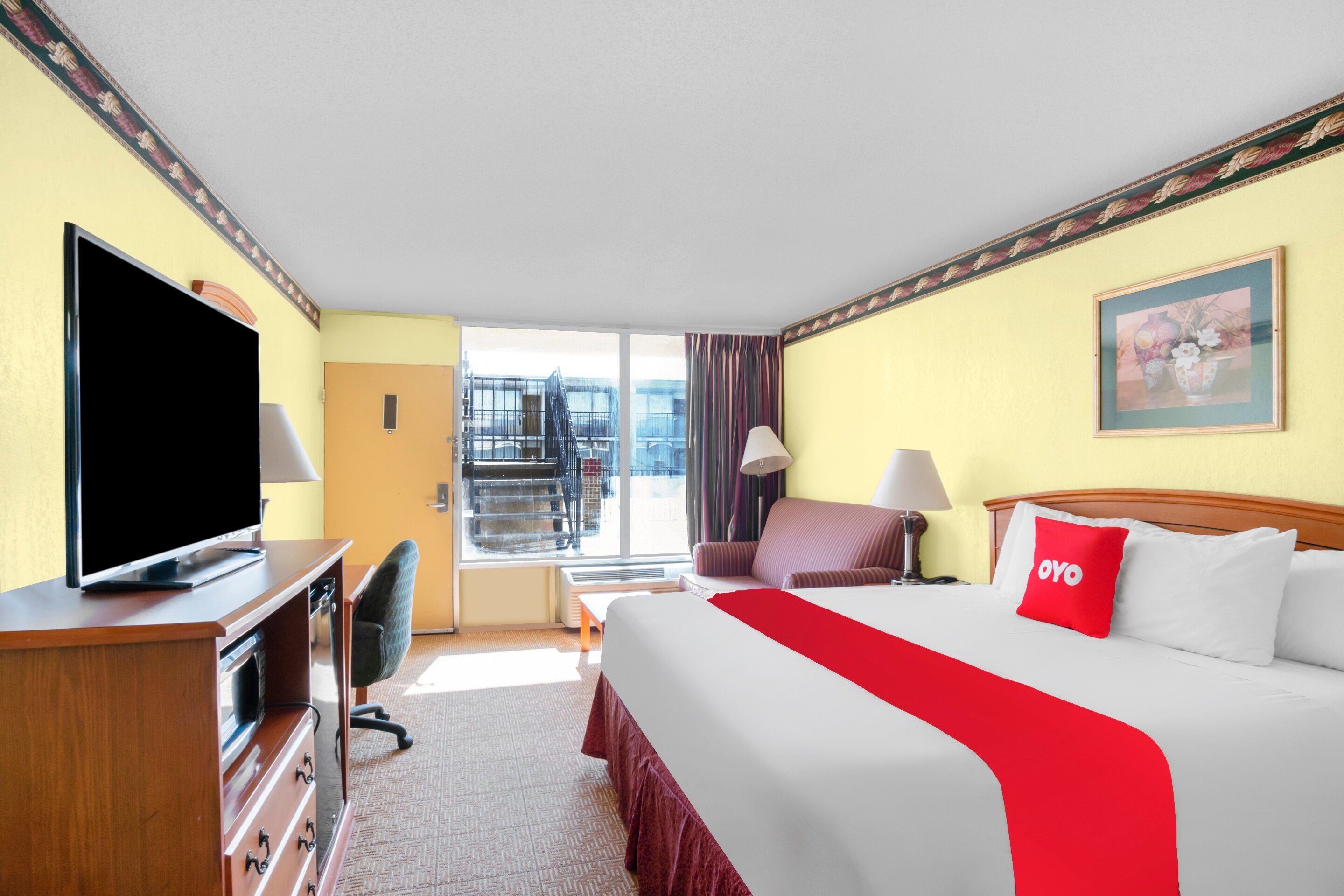ROOM, KING BED, SMOKING