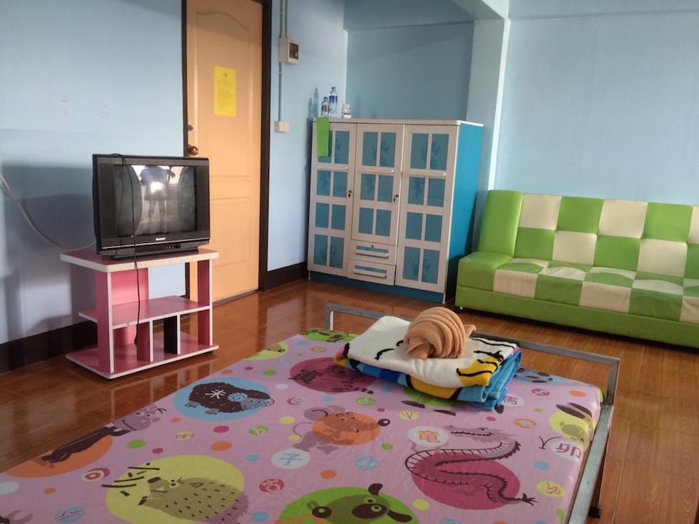 Wan Sa Bai Mansion 16/19