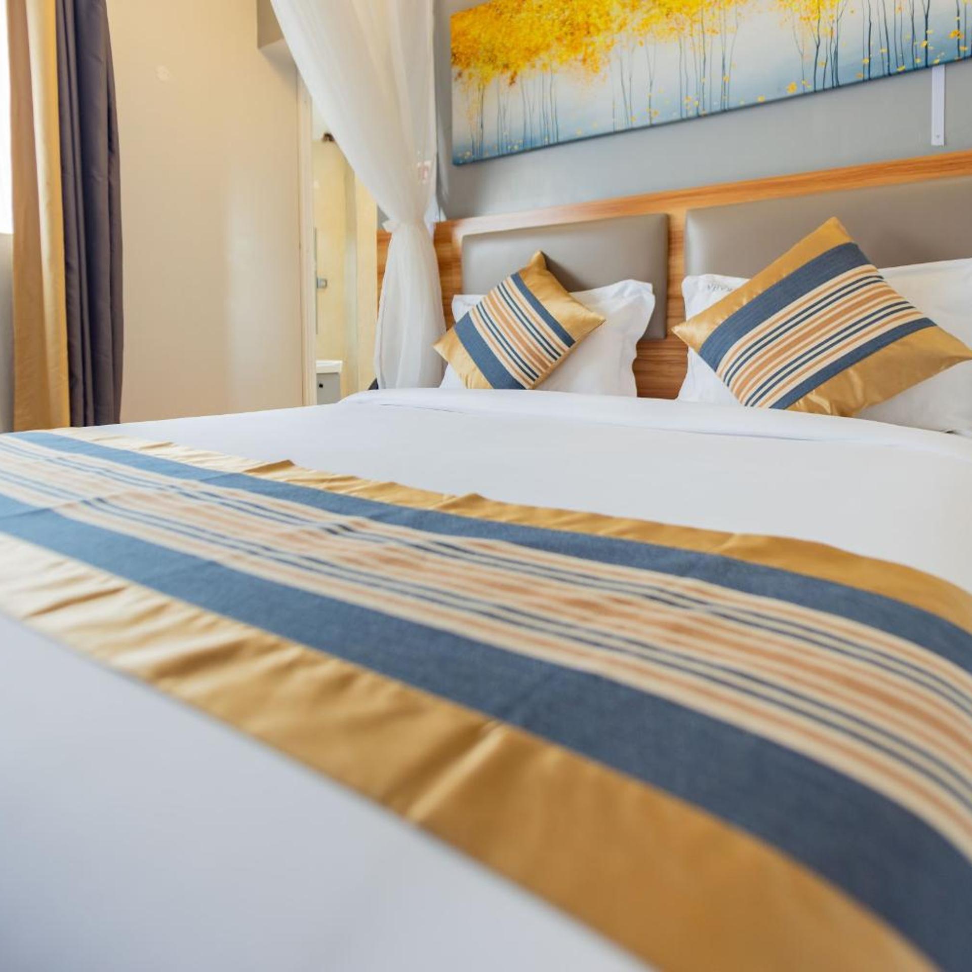 Raha Suites 14/45