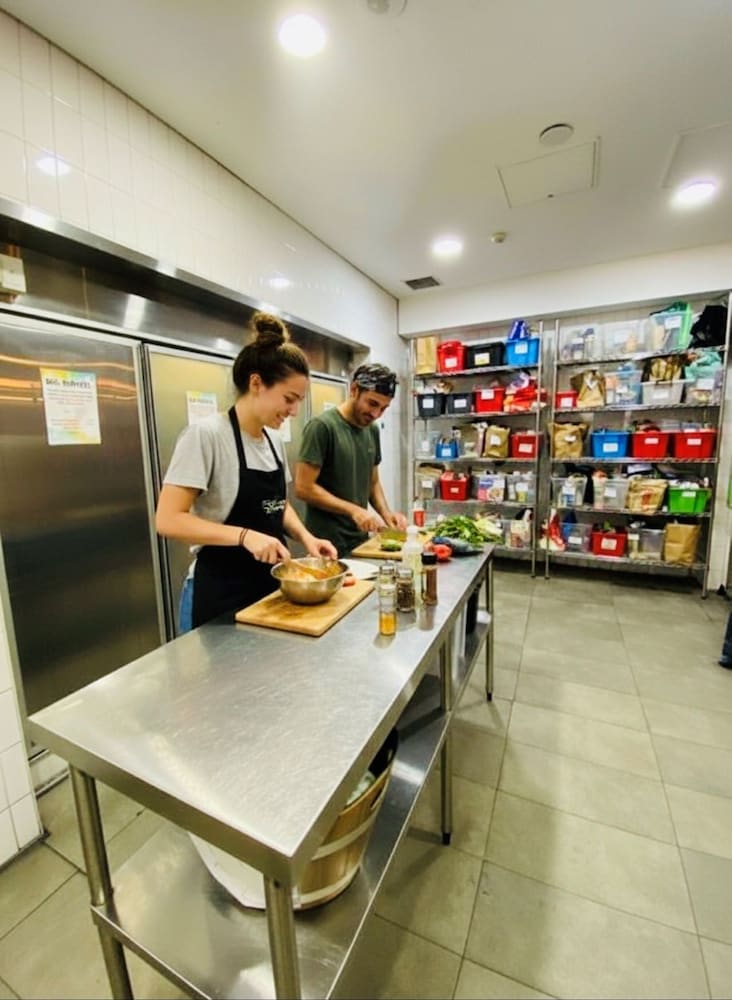 Big Backpackers Hostel 35/47