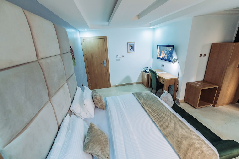Tranquil Mews Hotel 9/31