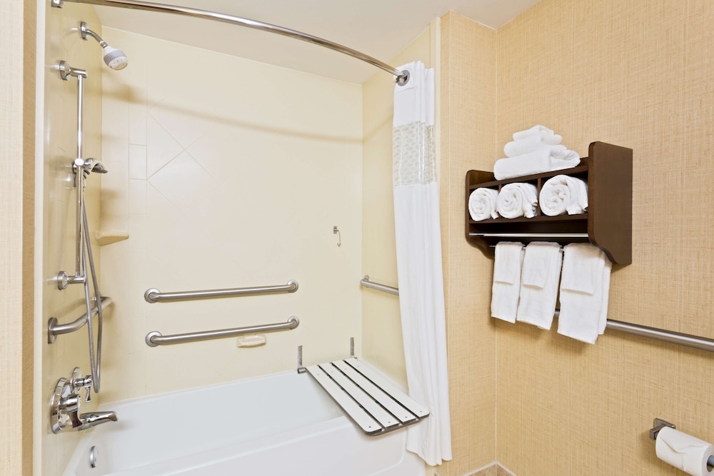 Hampton Inn Leesburg Tavares Fl 15/54