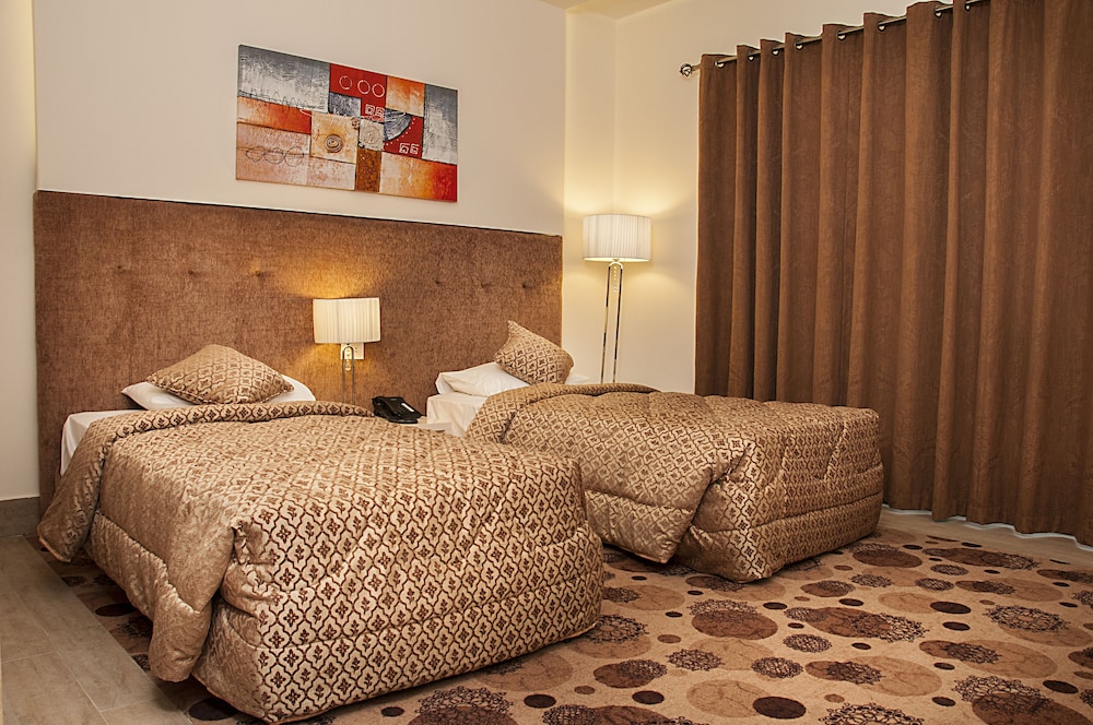 Marble Tower Hotel, Beirut 7/49