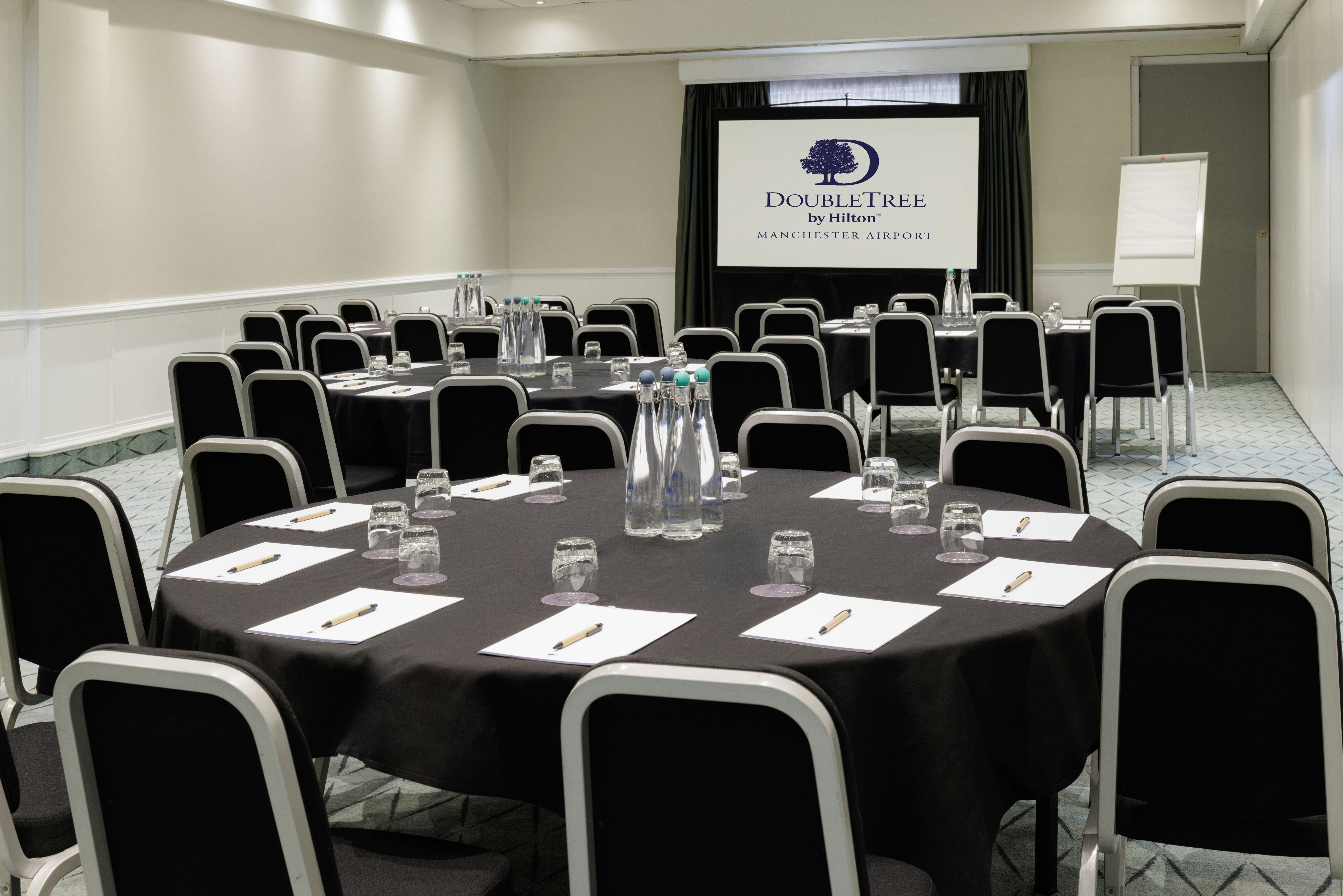 Doubletree by Hilton Manchester Airport 42/62