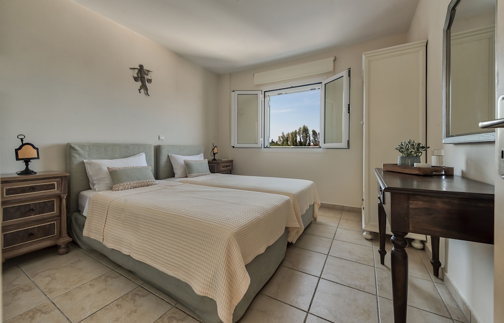 Erietta Aparthotel 14/49