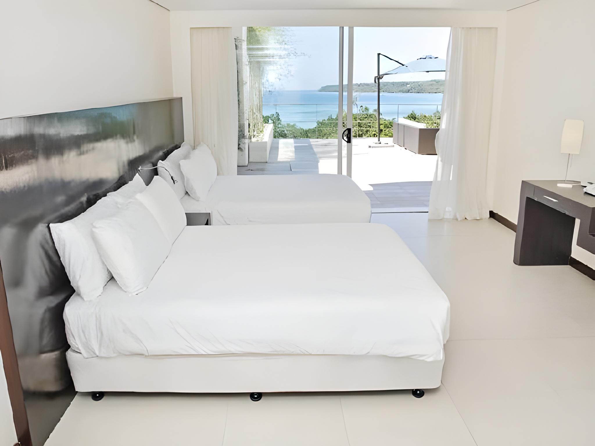 Premier, Pool Access