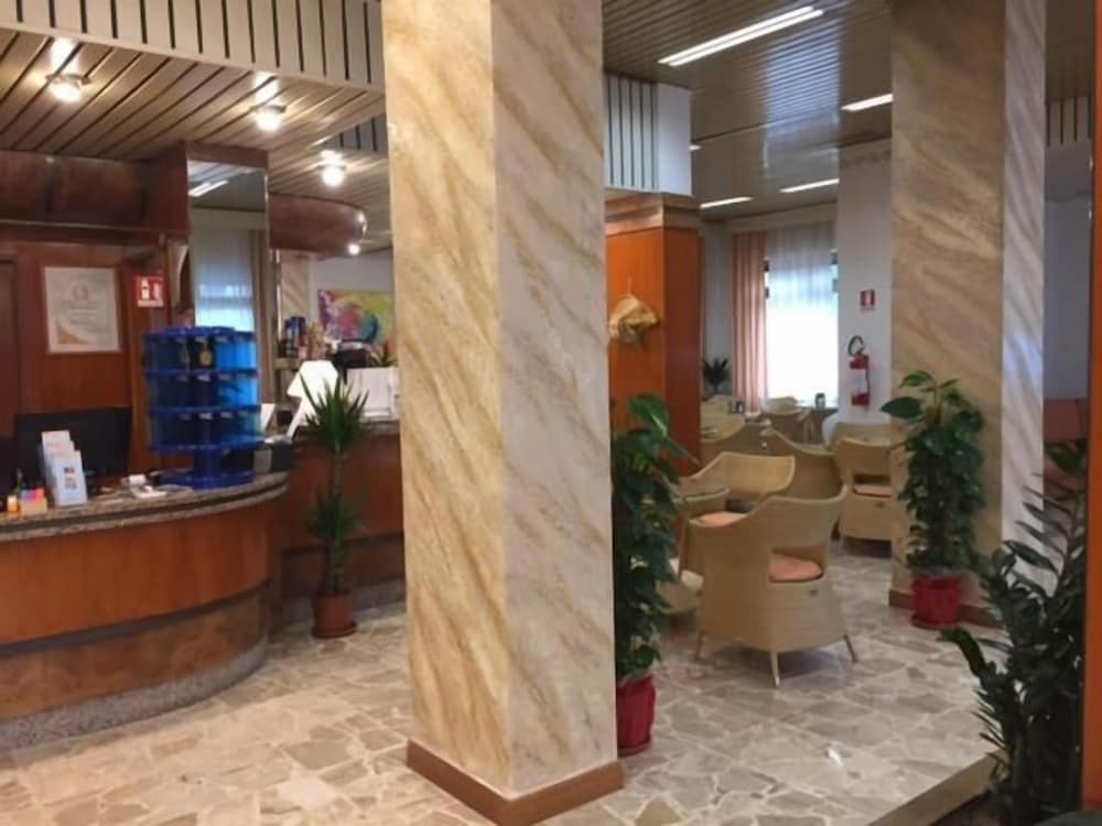 Lobby at Hotel Kristall, DIANO MARINA