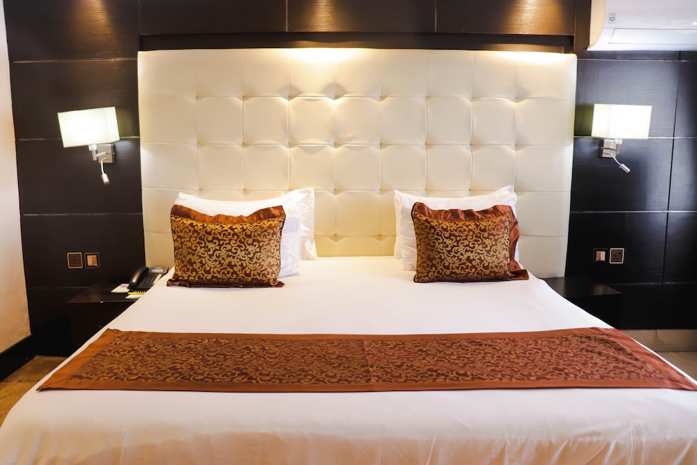 GOLDEN TULIP PORT HARCOURT 37/81