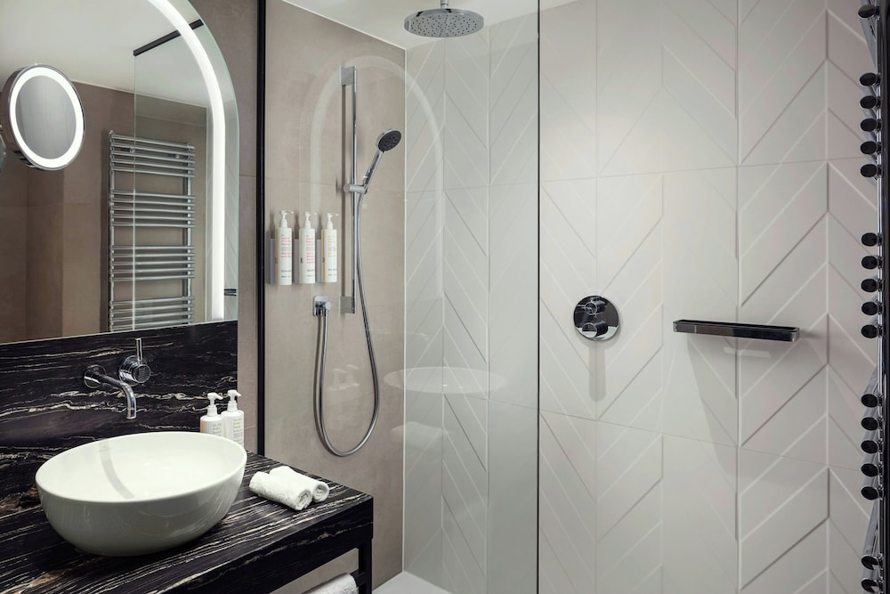 Luxembourg Marriott Hotel Alfa 53/56