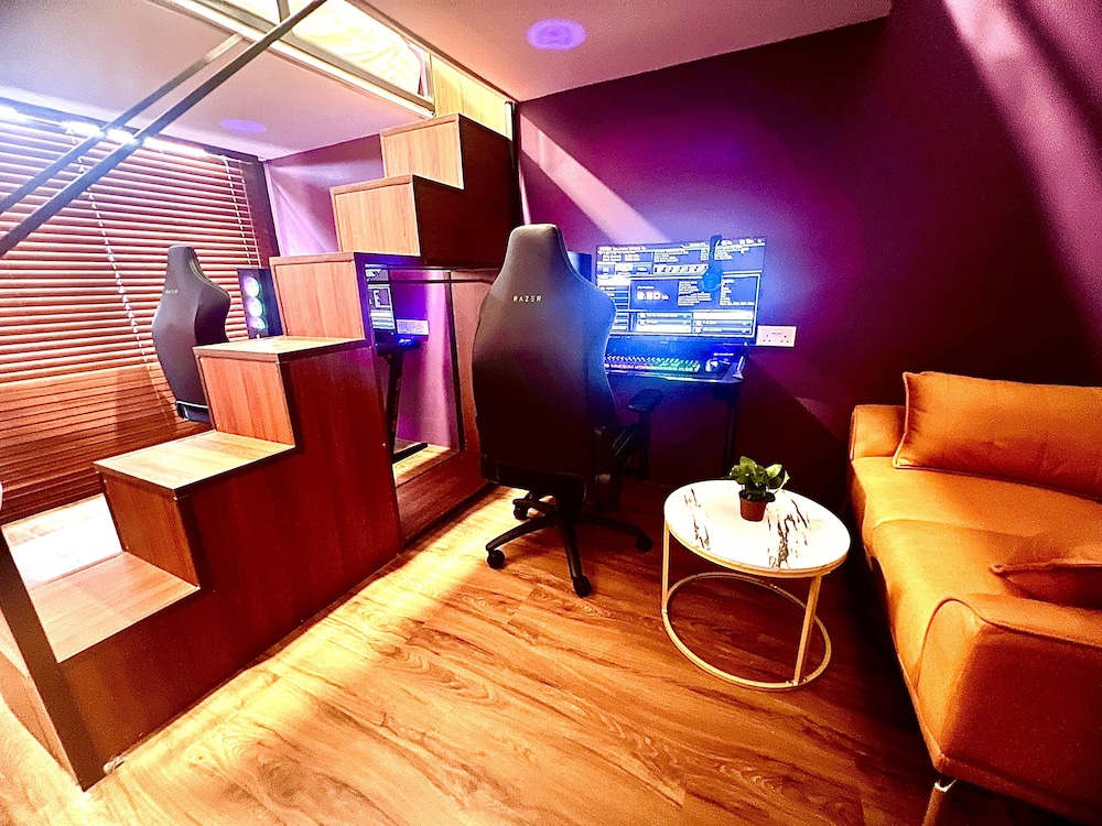 Arena Esports Hotel Bugis 41/50