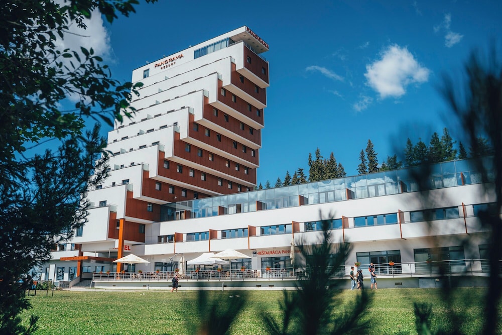 Panorama Hotel Strbske Pleso in STRBA