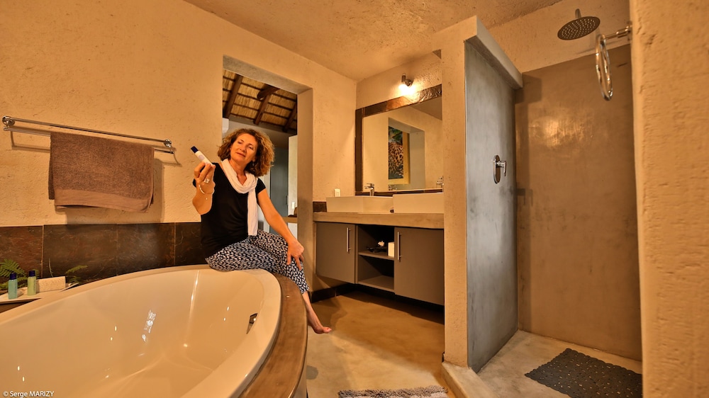 Lindiwe Safari Lodge 6/67