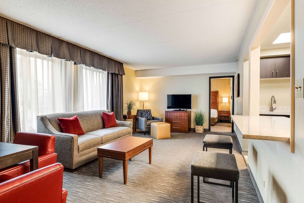 Best Western Chicago Downers Grove 22/42