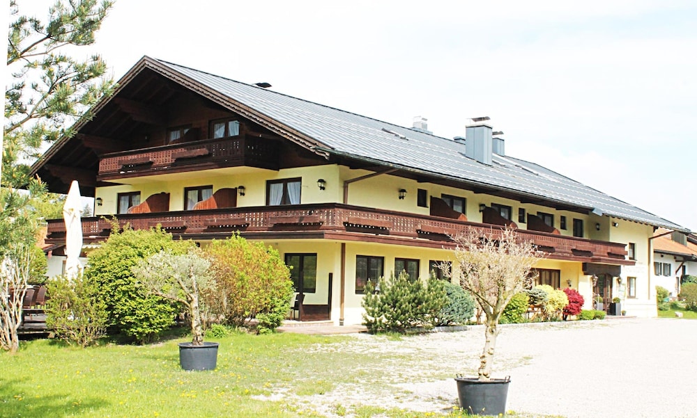 Deva Hotel-Restaurant Fischerwirt 5/50