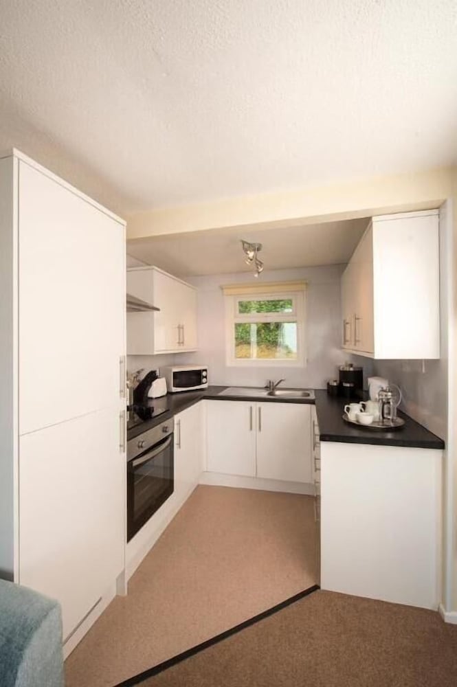 Sandaway Beach Holiday Park 4/50