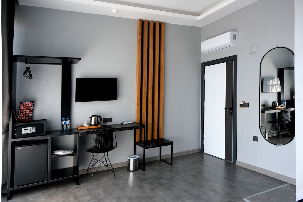 Melanj Airport Hotel 28/46
