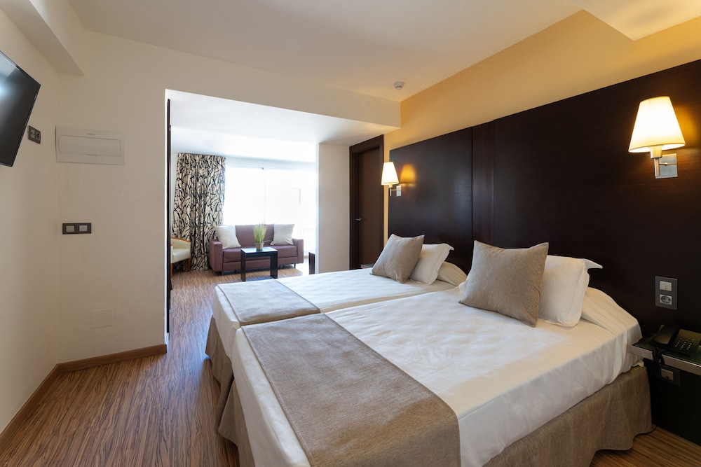 Nautic Hotel & Spa 5/50