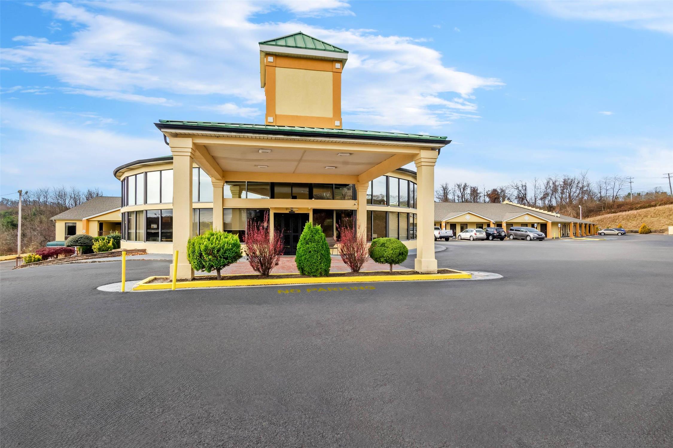Quality Inn Hillsville 44/48