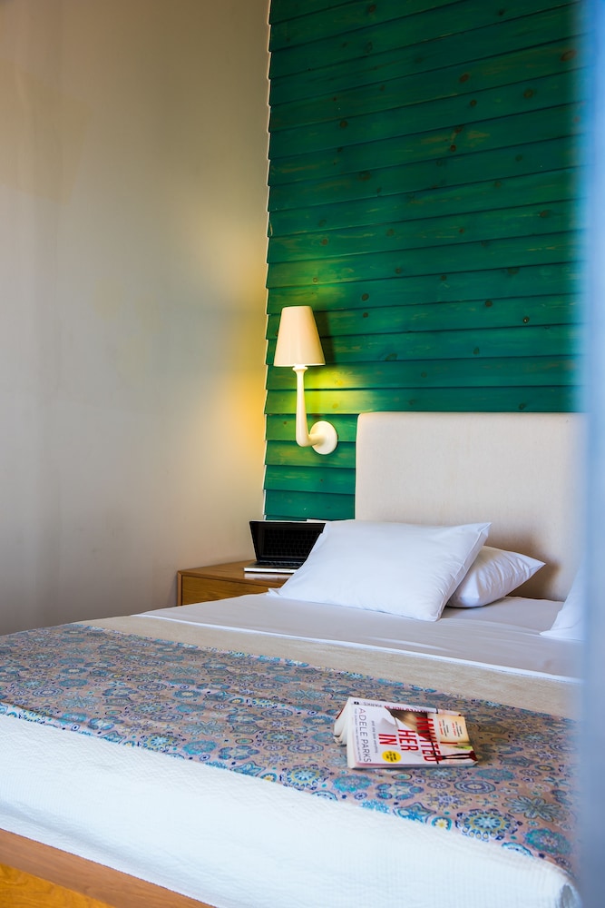 Elia Agia Marina Hotel 33/77